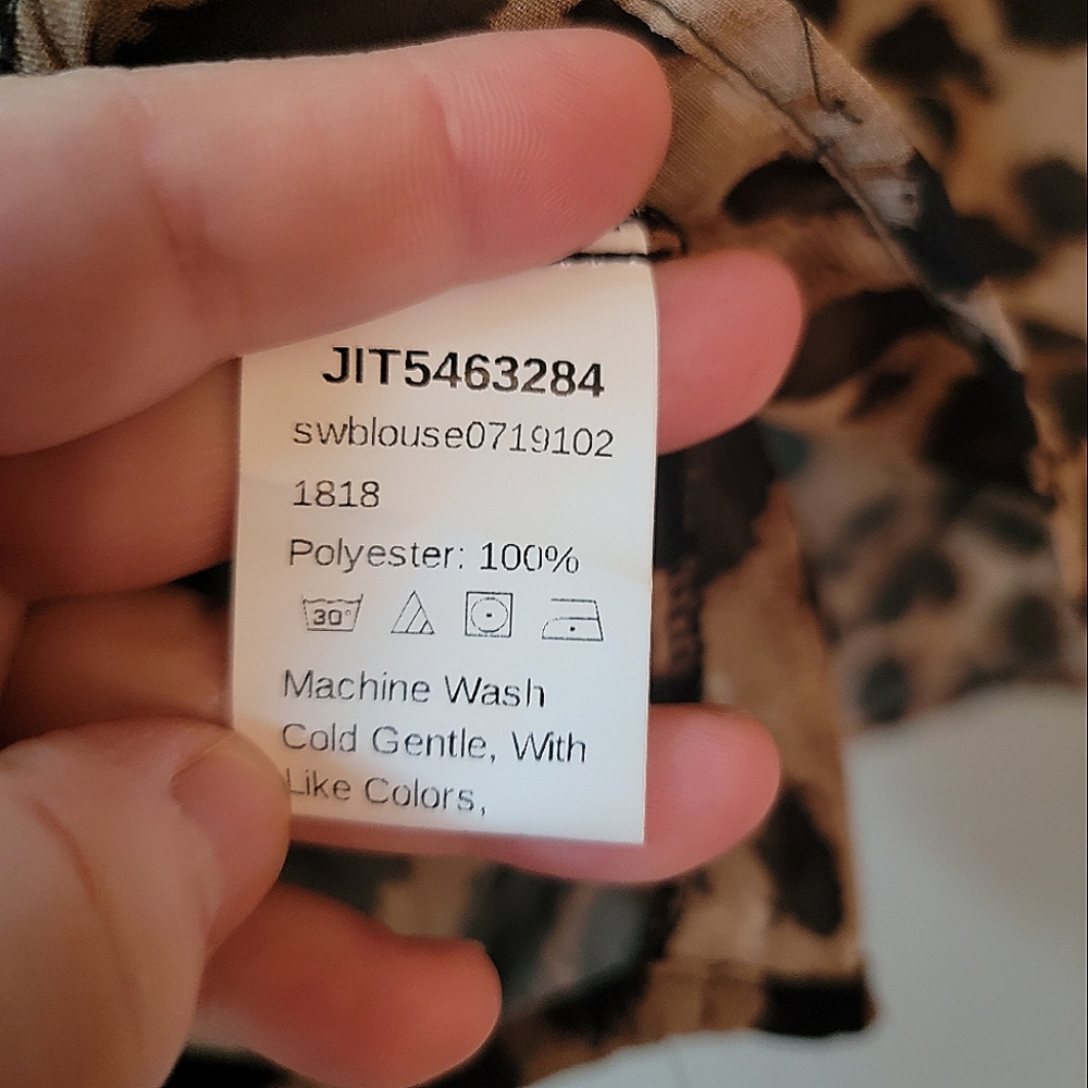 3/$15 ๐ Shein XL Leopard Print Sheet Top - Picture 4 of 4